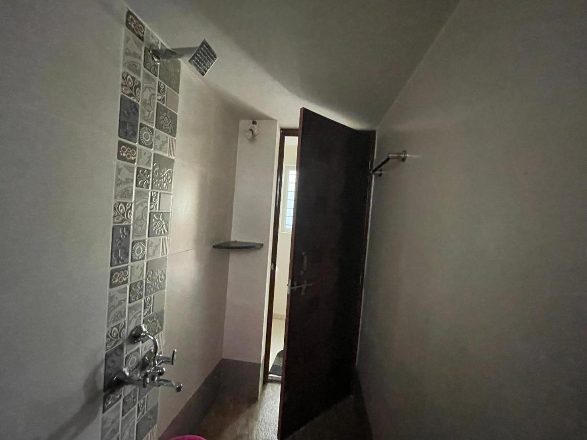 Villa Shree Sadguru Krupa Yatri Niwas Kolhapur Esterno foto